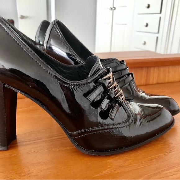 Stuart Weitzman Patent Leather Buckle Heels - Picture 4 of 10